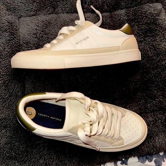 Tommy Hilfiger Shoes - Tommy Hilfiger Women’s Tennis Sneakers